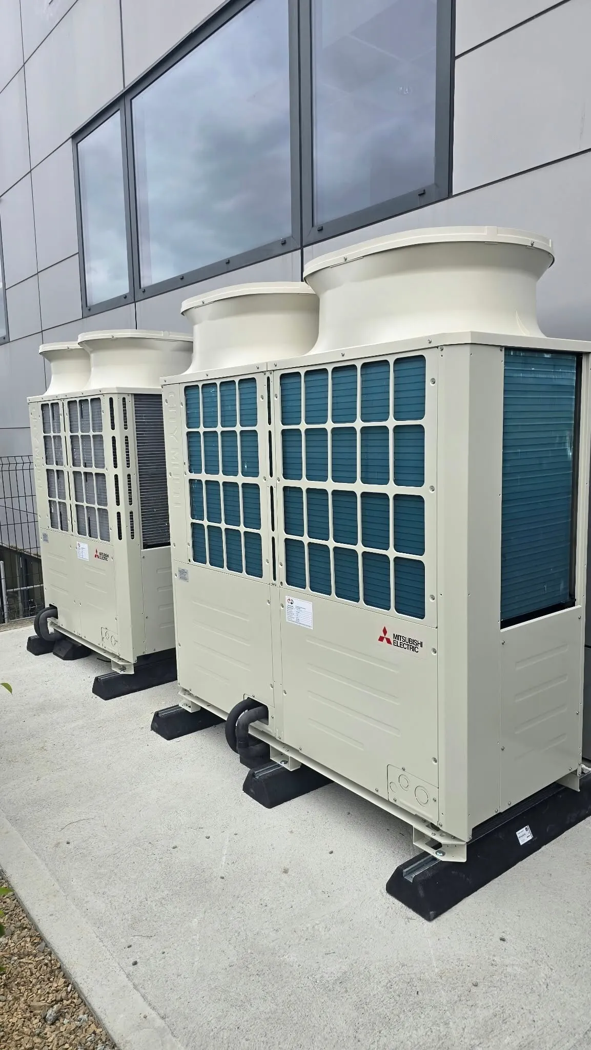 Mitsubishi VRF outdoor units installed at a commercial building
